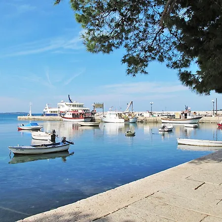Nada By Interhome