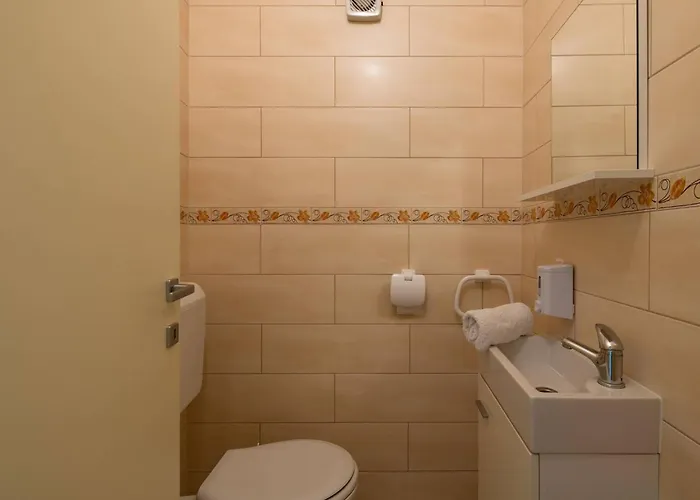 Nada By Interhome 度假居 沃德年